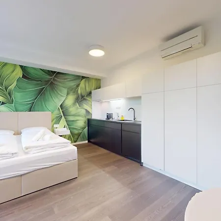Apartment Jungle In Centre W Ac Bratislava